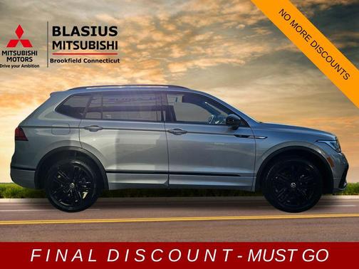 2022 Volkswagen Tiguan 2.0T SE R-Line Black