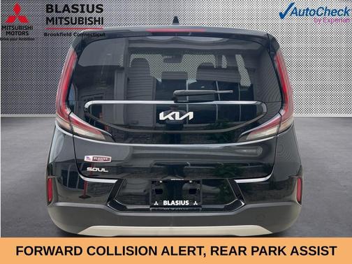 Fusion Orange 2025 Kia Soul LX