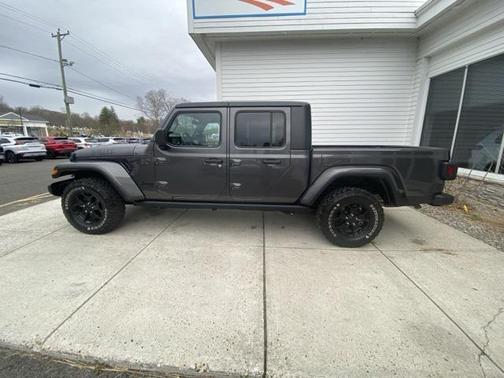 2022 Jeep Gladiator Willys 4x4