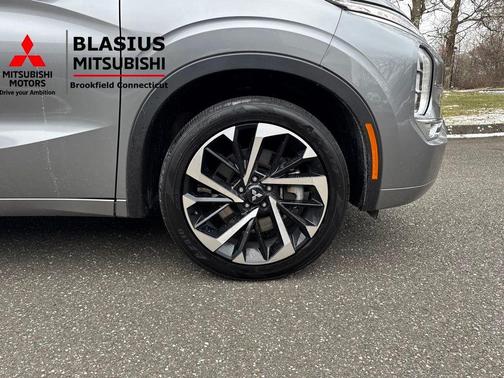 2022 Mitsubishi Outlander SEL