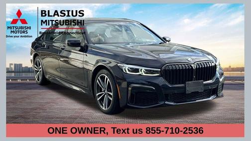 2022 BMW 740 i xDrive