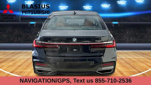 2022 BMW 740 i xDrive