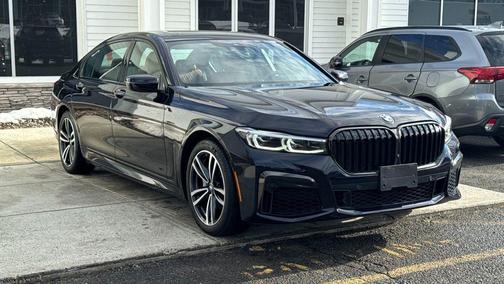 2022 BMW 740 i xDrive