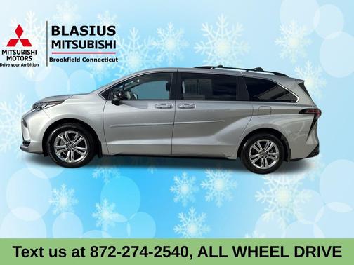 2022 Toyota Sienna XSE 7 Passenger