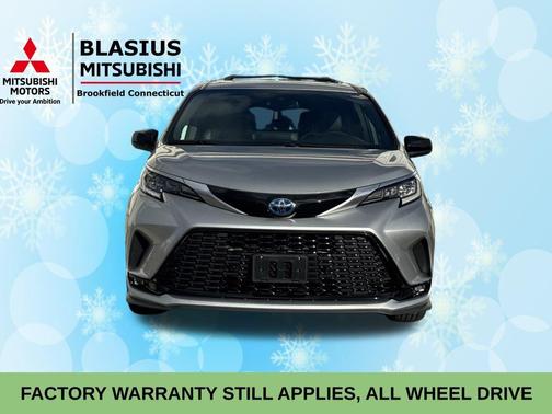 2022 Toyota Sienna XSE 7 Passenger