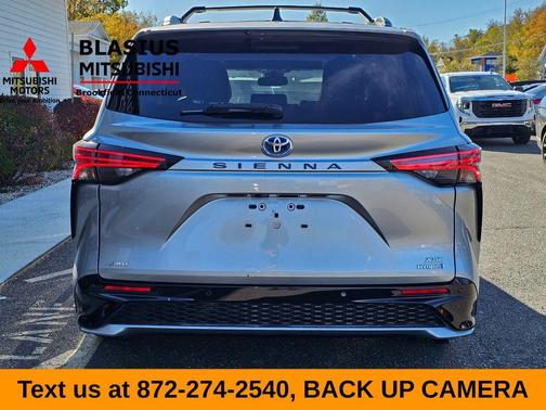 2022 Toyota Sienna XSE 7 Passenger