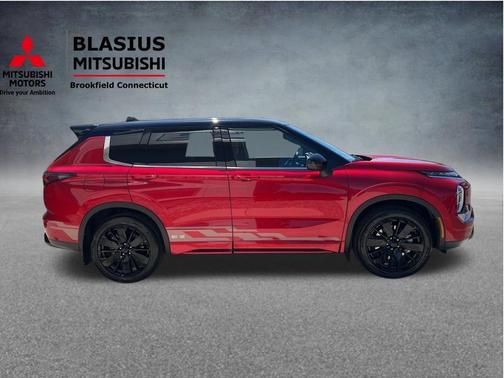 Diamond Red 2026 Mitsubishi Outlander Ralliart