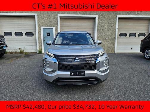2025 Mitsubishi Outlander PHEV ES