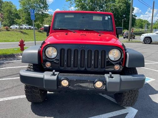 Photo 3 of 30 of 2017 Jeep Wrangler Sport