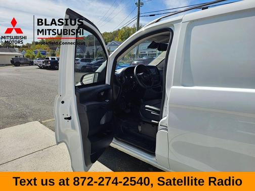 2023 Mercedes-Benz Metris Base