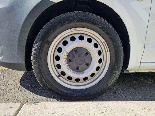 2023 Mercedes-Benz Metris Base