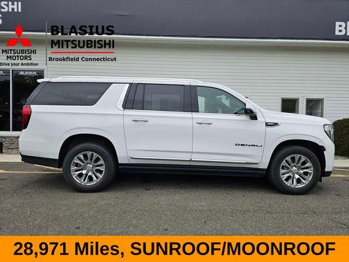 2023 GMC Yukon XL Denali