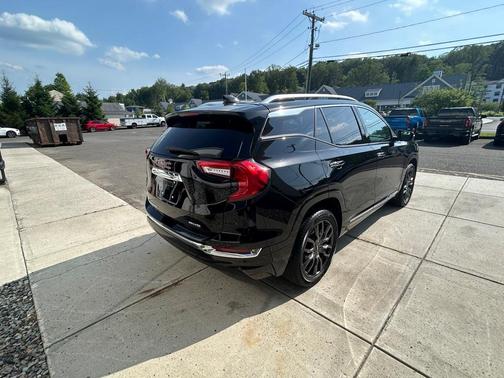 2023 GMC Terrain Denali