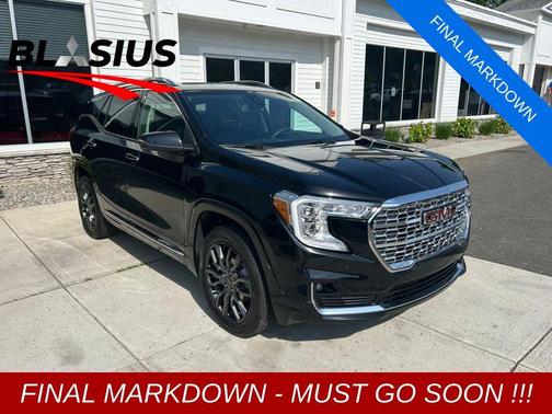 2023 GMC Terrain Denali