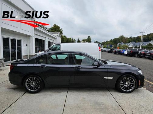 2013 BMW 750 Li xDrive