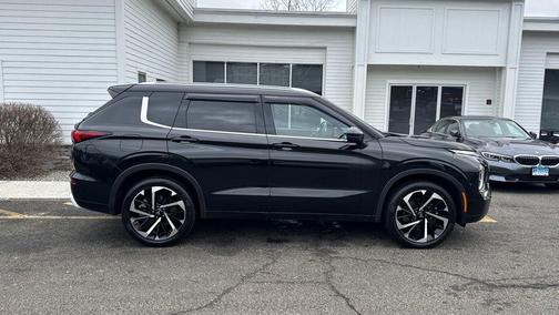 2022 Mitsubishi Outlander SEL