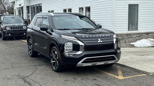 2022 Mitsubishi Outlander SEL