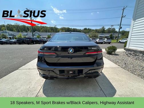 2023 BMW 760 760i xDrive