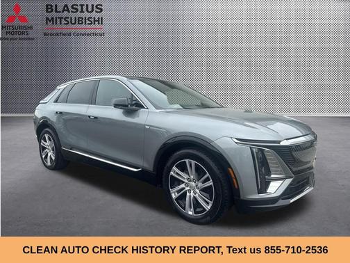 Silver Metallic 2024 Cadillac LYRIQ Tech