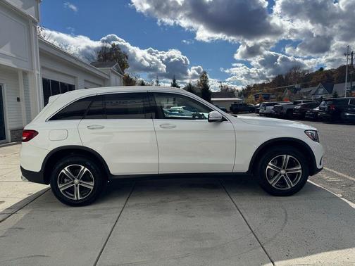 2016 Mercedes-Benz GLC-Class GLC 300 4MATIC