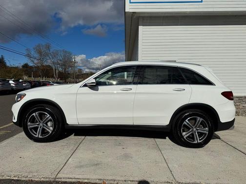 2016 Mercedes-Benz GLC-Class GLC 300 4MATIC