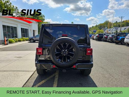 2021 Jeep Wrangler Unlimited Sahara Altitude