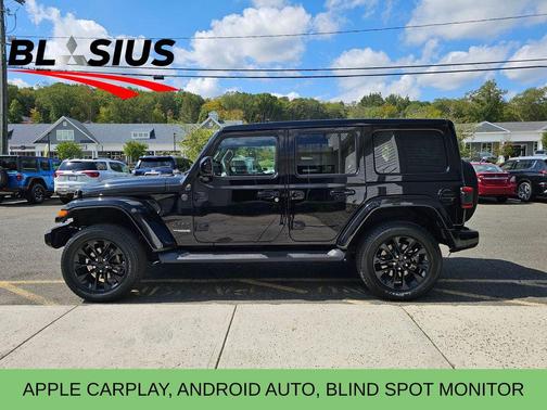 2021 Jeep Wrangler Unlimited Sahara Altitude