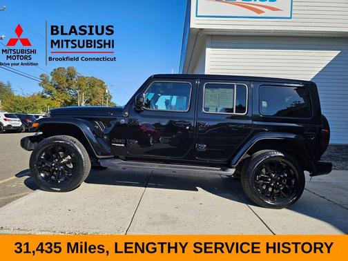2021 Jeep Wrangler Unlimited Sahara Altitude