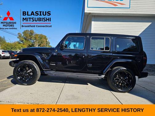 2021 Jeep Wrangler Unlimited Sahara Altitude
