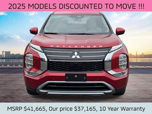 2025 Mitsubishi Outlander SE