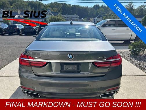 2018 BMW 740 i xDrive