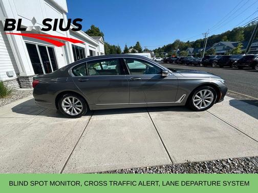 2018 BMW 740 i xDrive