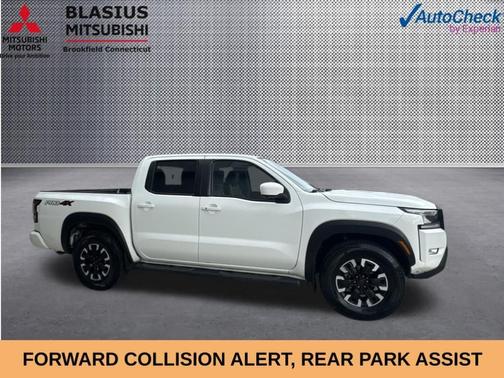 White 2022 Nissan Frontier PRO-4X