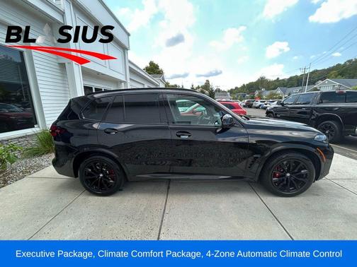 2024 BMW X5 M60i