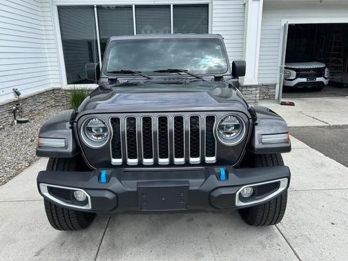 2022 Jeep Wrangler Unlimited 4xe Sahara