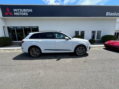 2017 Audi Q7 3.0T Prestige