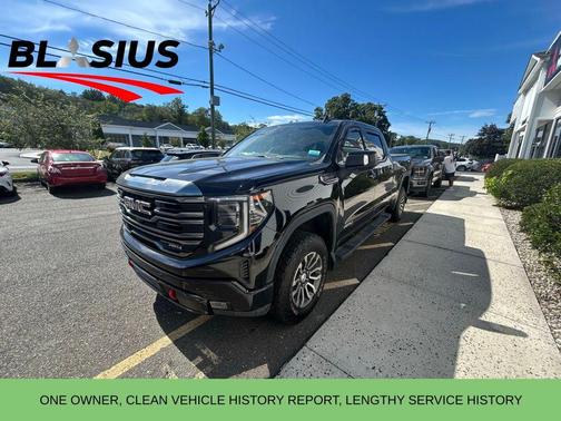 2022 GMC Sierra 1500 AT4