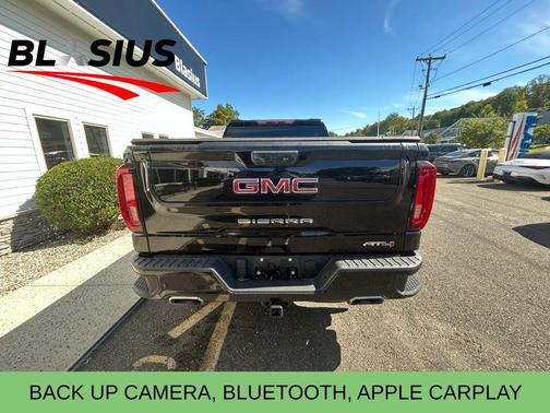 2022 GMC Sierra 1500 AT4