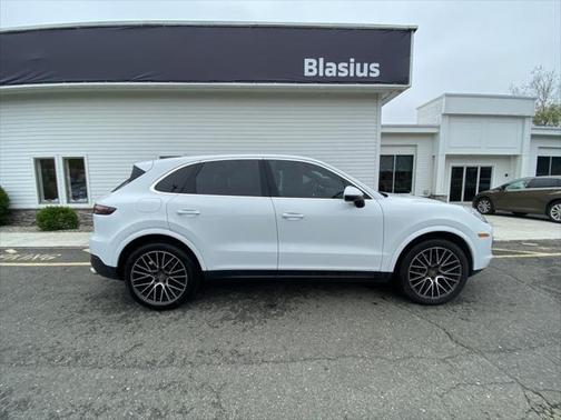 2019 Porsche Cayenne Base