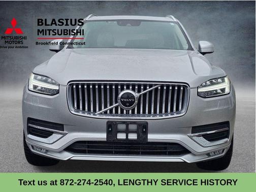 2022 Volvo XC90 T6 Inscription 7 Passenger