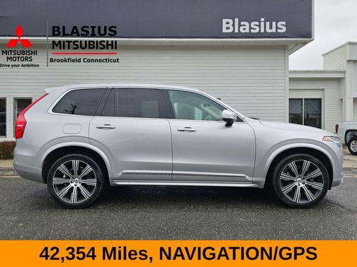 2022 Volvo XC90 T6 Inscription 7 Passenger
