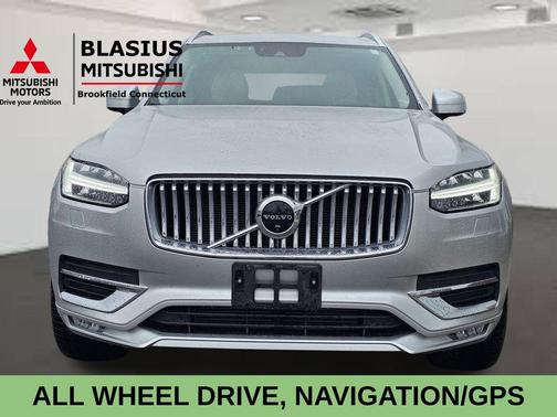 2022 Volvo XC90 T6 Inscription 7 Passenger