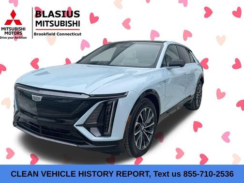 2025 Cadillac LYRIQ Sport