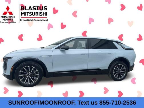 2025 Cadillac LYRIQ Sport