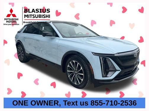 2025 Cadillac LYRIQ Sport