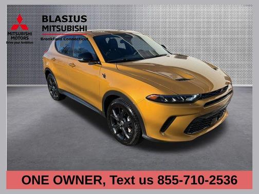 Gold 2024 Dodge Hornet R/T