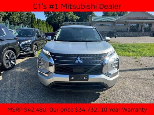 2025 Mitsubishi Outlander PHEV ES