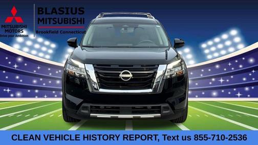 2023 Nissan Pathfinder SL