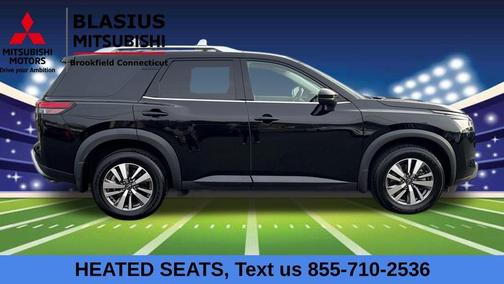 2023 Nissan Pathfinder SL