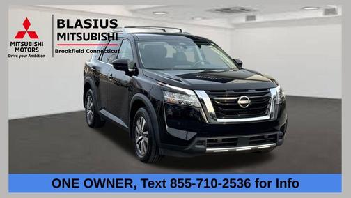 2023 Nissan Pathfinder SL